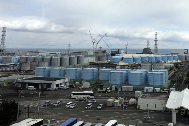 Japan Fukushima IAEA <YONHAP NO-3038> (AP)