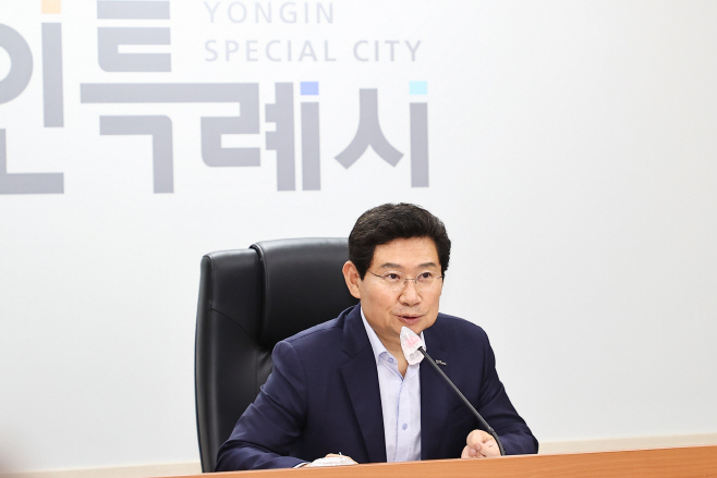 이상일
