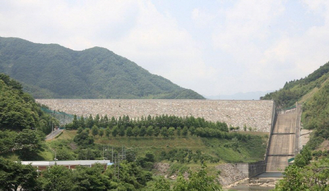 산천양수발전소