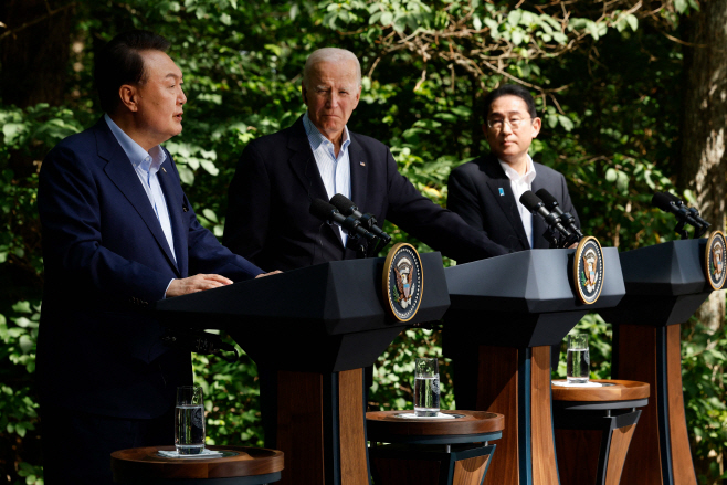 US-PRESIDENT-BIDEN-HOLDS-SUMMIT-WITH-JAPANESE-AND-KOREAN-PREMIER