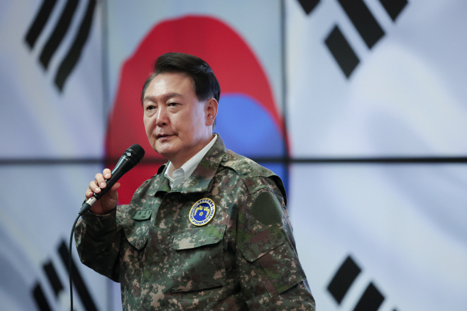 훈련 참가 한미 장병들에게 격려발언 하는 윤석열 대통령