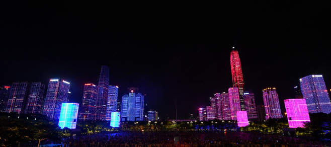 CHINA-SHENZHEN-LIGHT SHOW-CELEBRATION (CN)