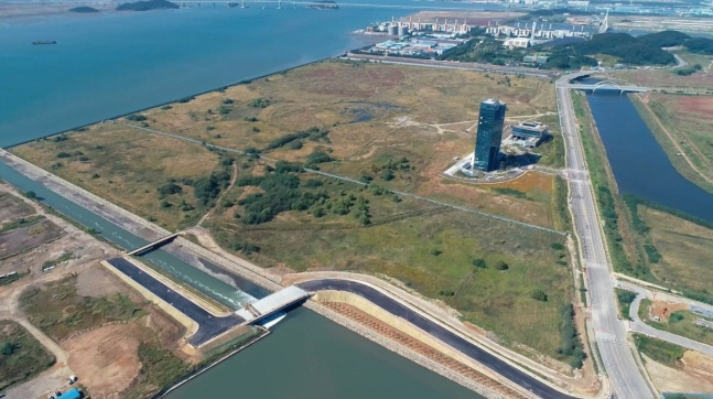 0004884649_001_20230828140201007