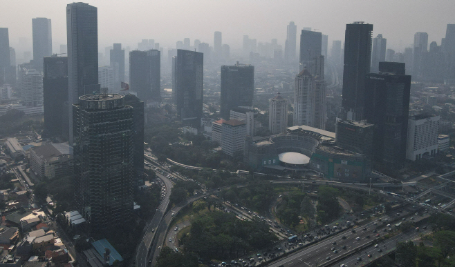 GLOBAL-ENVIRONMENT/POLLUTION <YONHAP NO-3096> (REUTERS)