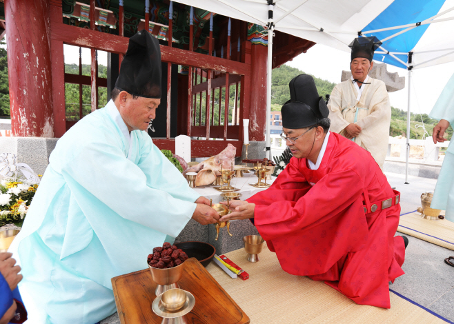3-2 사진(벽산 김도현 선생 도해순국 109주기 추모)