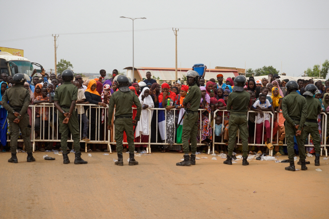 NIGER MILITARY COUP <YONHAP NO-0105> (EPA)