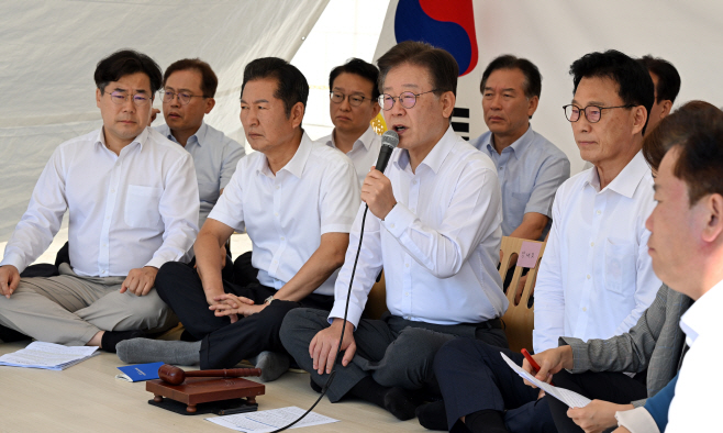 [포토] 최고위 주재하는 이재명 대표
