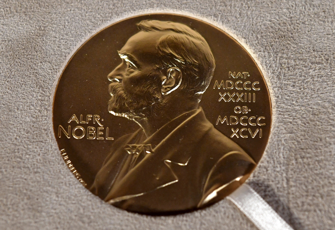 Sweden Nobel <YONHAP NO-4254> (AP)