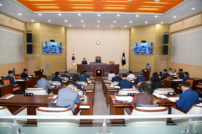 임시회 개회 사진파일