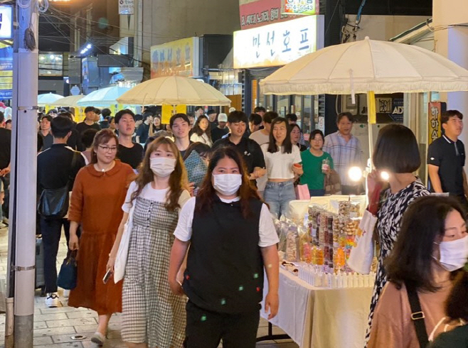 3_경주시 8일부터 불금예찬 야시장 재개장_01