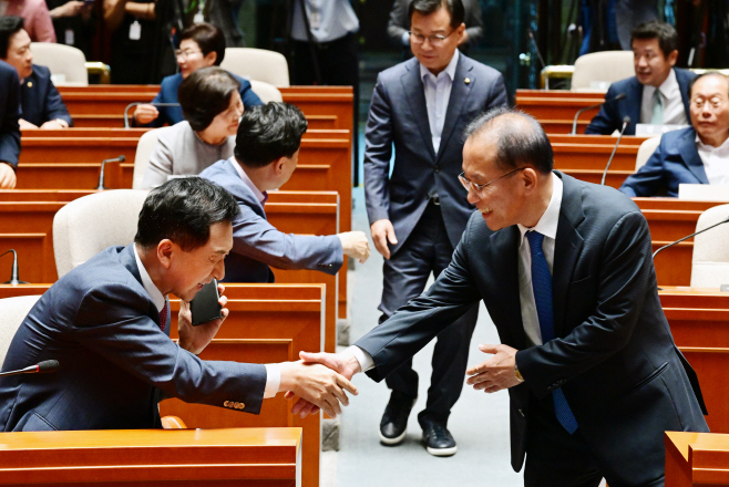 국힘 의총-11