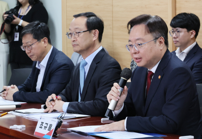 발언하는 조규홍 보건복지부 장관<YONHAP NO-3177>