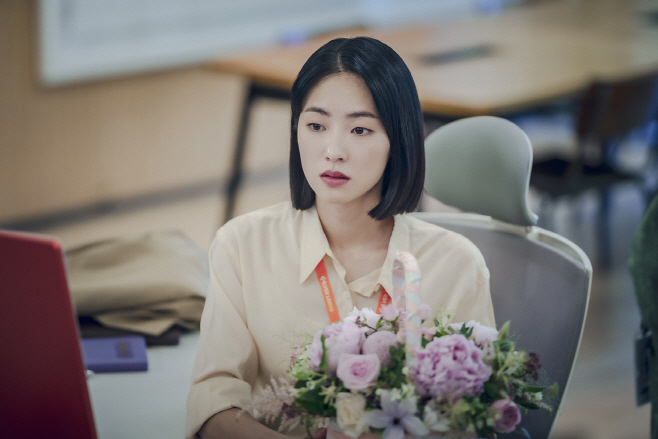 전여빈