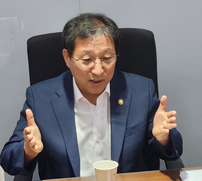 이성희 고용부 차관