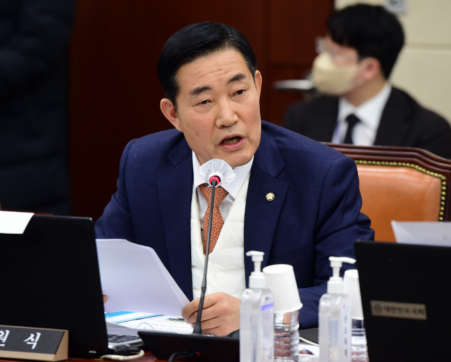 국회 국방위원회 전체회의