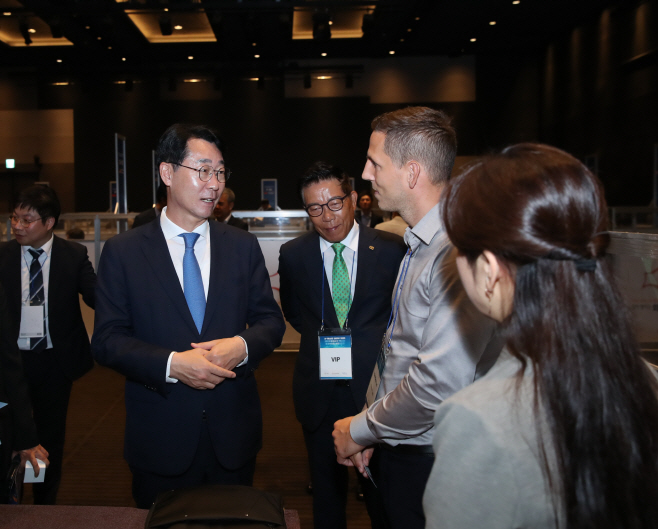 11-2. 수출상담회
