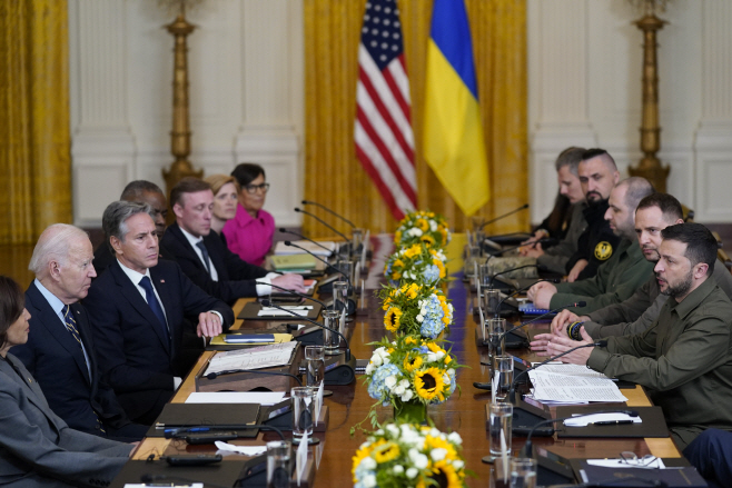 Biden United States Ukraine