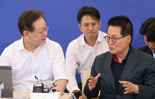 이재명 대표와 박지원 전 국정원장