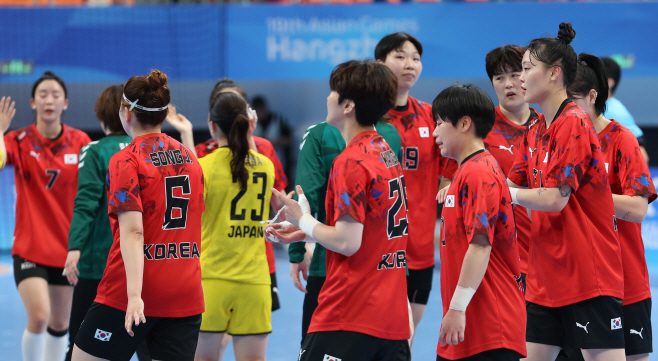 여자 핸드볼, 아쉬웠던 결승전<YONHAP NO-5229>