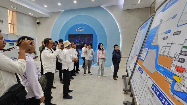 [사진] 3. 인니 댐 안전관리 특화 프로그램 관련사진