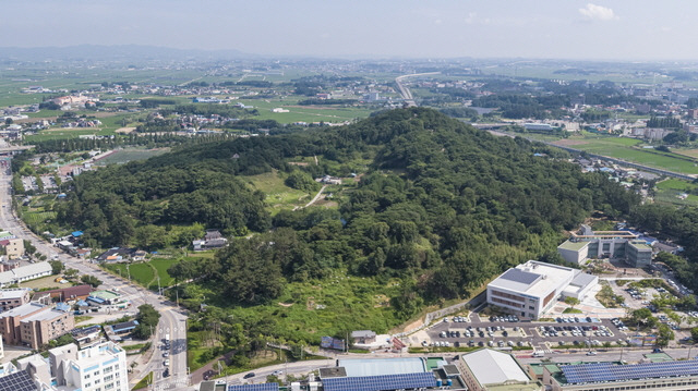 배산