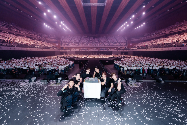 2PM 15주년 콘서트 'It's 2PM' 일본 도쿄 공연 이미지 (4)