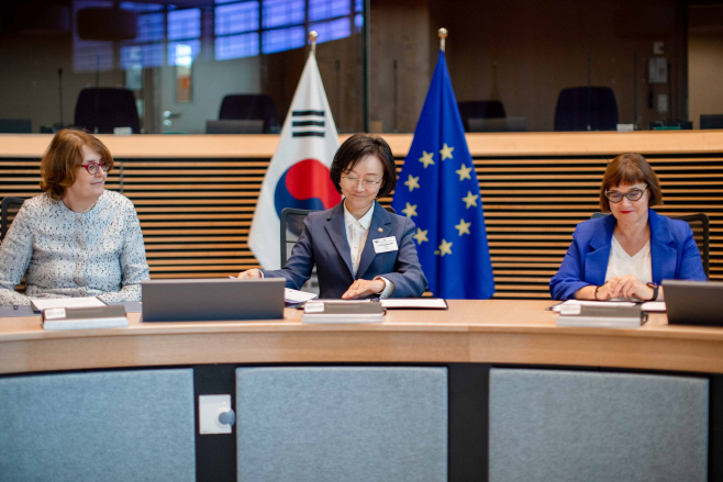 오유경식약처장EU2