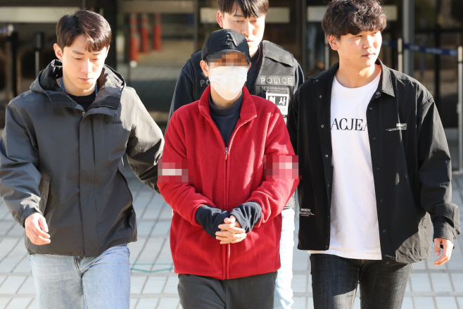 영장심사 마친 한동훈 장관 협박 남성<YONHAP NO-3484>