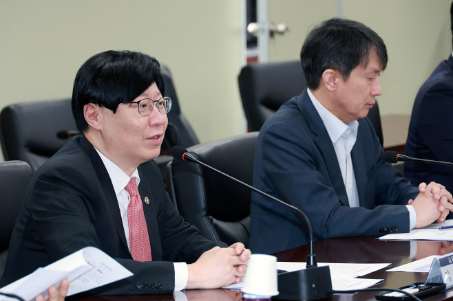 금융위_231018_금융시장 현안 점검·소통회의 개최 (1)