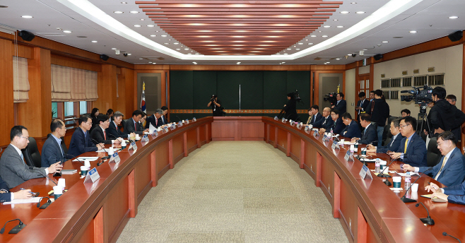 금융위_231019_금융투자업계 대상 라운드테이블 개최_5