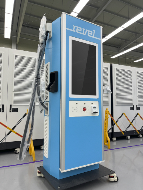 V2 충전기 첫출하 Revel사 공급 제품 이미지2