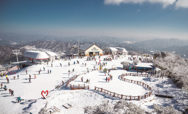 사본 -사진1) 휘닉스 스노우파크 정상 몽블랑