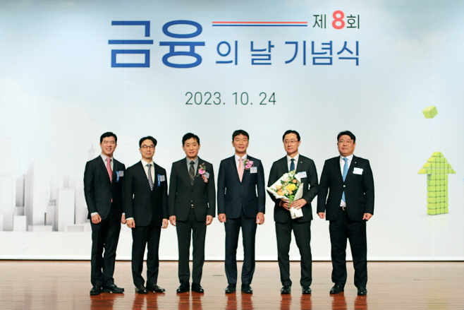 1027 우리금융저축은행,