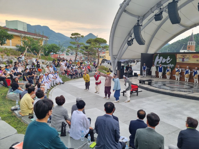 6-2 사진(제16회 영양원놀음 정기발표회 개최)