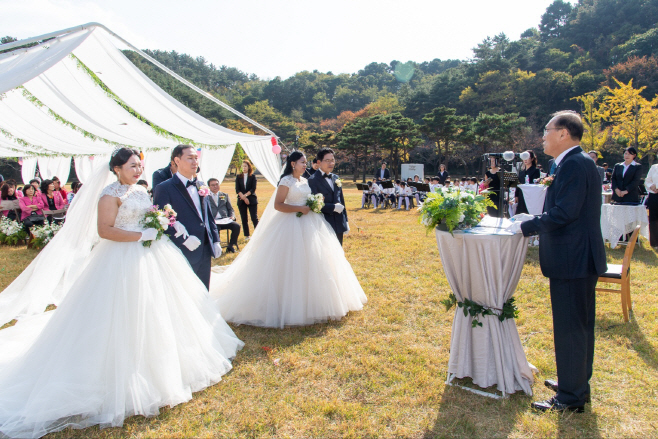 다문화부부 야외 합동결혼식(3)