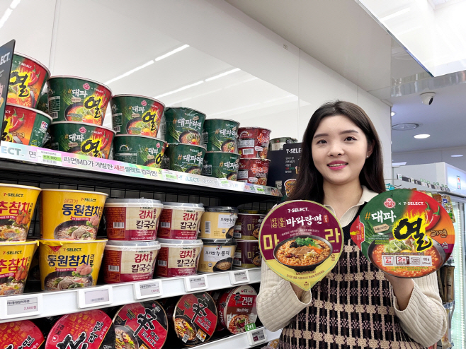 7-11) PB라면 전종 할인행사1