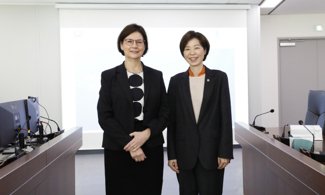 조성경 과기정통부 차관 핀란드 교육문화부 차관 면담