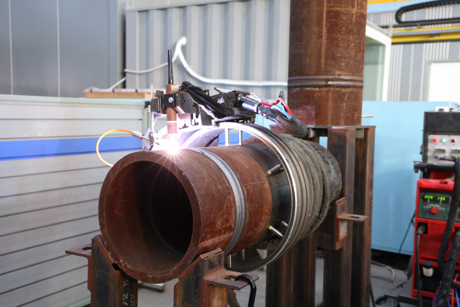 오비탈 GTAW 용접장치