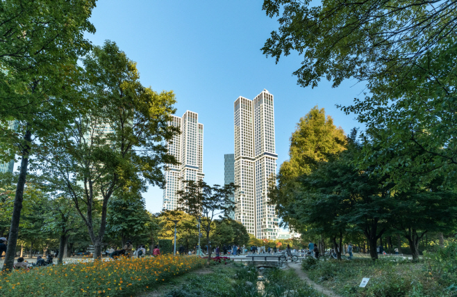 서울 성수동 아크로 서울 포레스트 전경