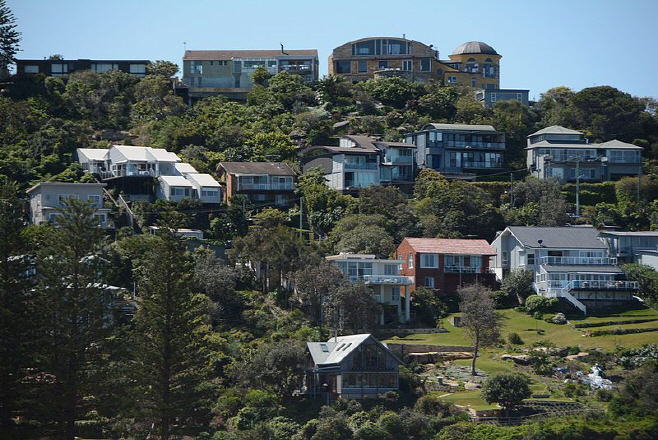 (1)Whale_Beach_houses