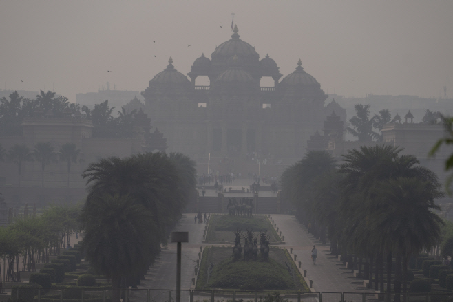 India Air Pollution <YONHAP NO-4533> (AP)