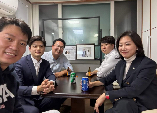 이준석, '천아용인'과 회동