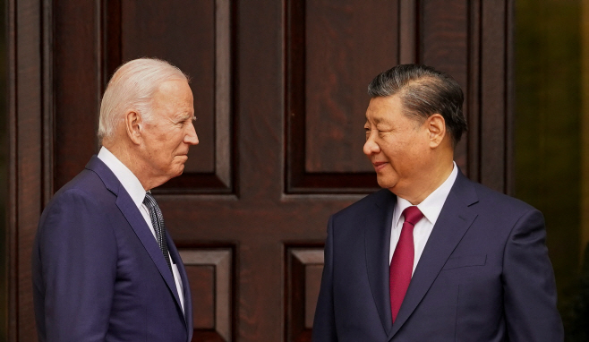 APEC-USA/CHINA <YONHAP NO-1004> (REUTERS)