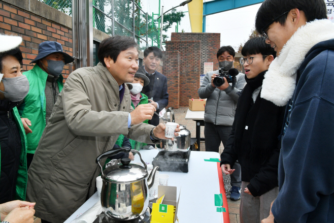 경산시- 조현일 경산시장, 2024학년도 대학수학능력시험 수험생