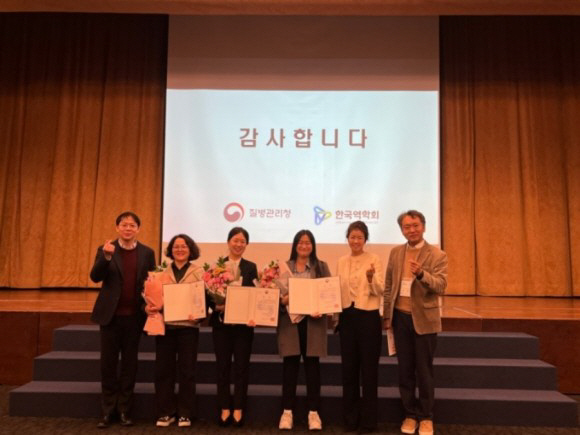 왼쪽에서 세 번째 문경시 담당자