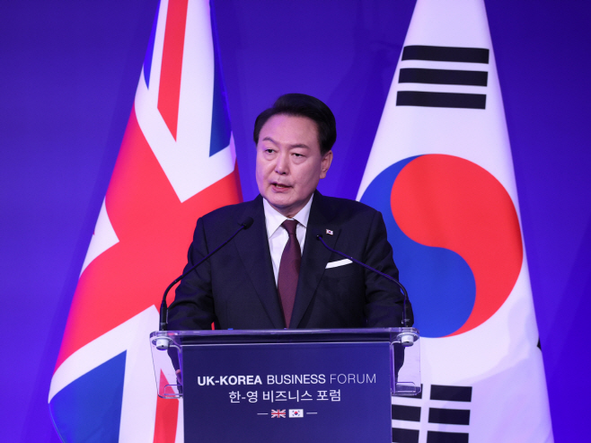 한·영 비즈니스 포럼 축사하는 윤석열 대통령