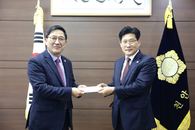 사진 (2) (3)