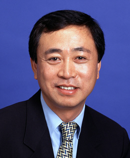 (주)코오롱 지원부문 대표이사 부회장 안병덕