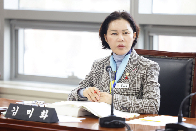 사진 (1) (2)