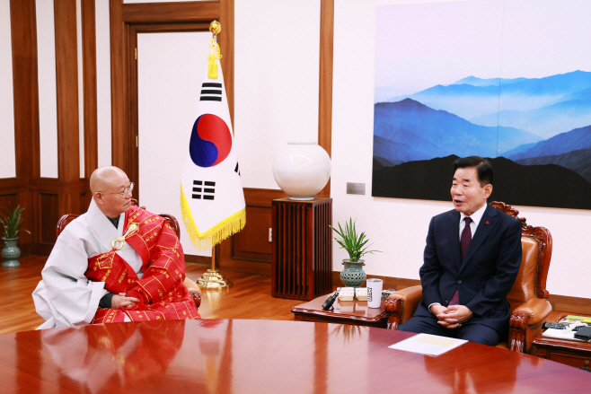 김진표 의장, 태고종 총무원장 상진스님 접견